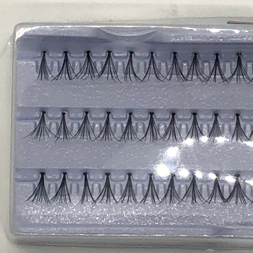 False Eyelashes bundle - Picture 4 of 7